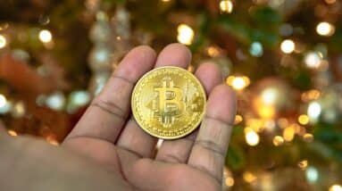 Photo Cryptocurrency and Philanthropy: Charitable Giving in the Digital Age