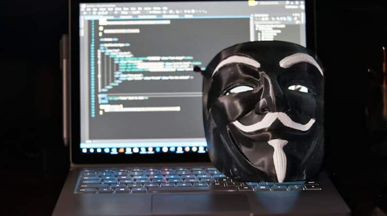 Photo "How to Use Crypto for Digital Art"