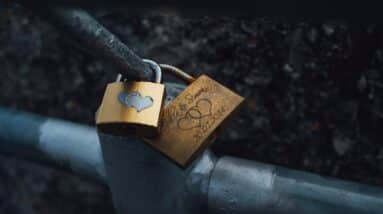 Photo "How to Use Crypto for Secure Communications"