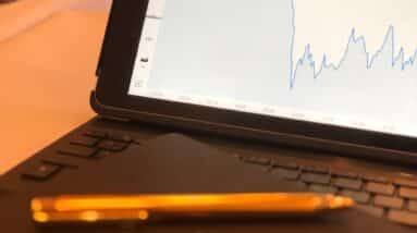 Photo "How Do I Track the Value and Performance of My Cryptocurrency Investments?"