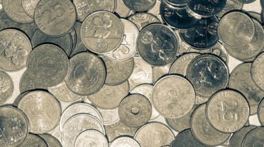 Photo "What is the Role of Stablecoins in the Cryptocurrency Ecosystem?"