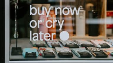 Photo The Psychology of Crypto: Investor Behavior and Emotions
