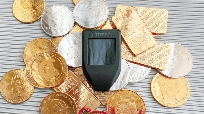 Photo Crypto Wallet