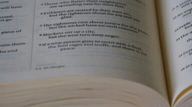 Photo Crypto book