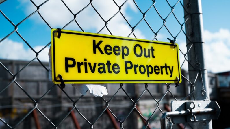 Photo Public vs Private