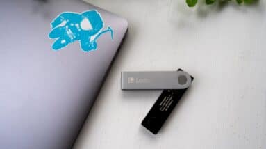 Photo Hardware wallet