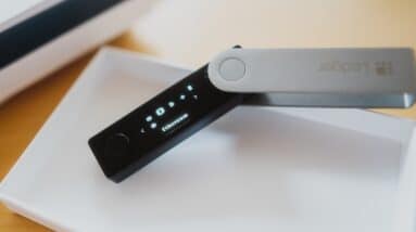 Photo Hardware wallet