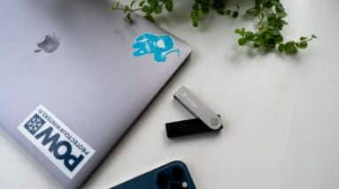 Photo Hardware wallet
