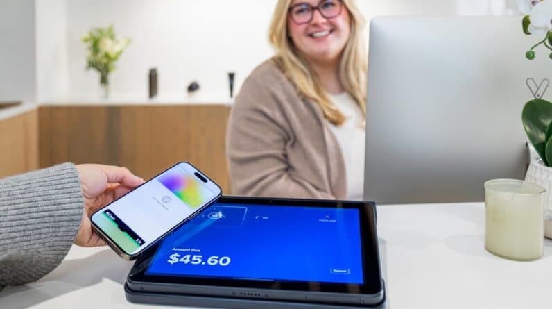 Photo Mobile payments